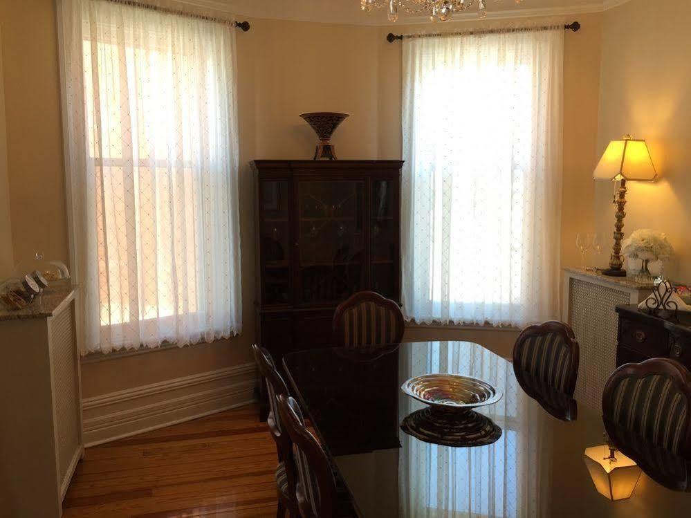 The Century House Bed And Breakfast Οττάβα Εξωτερικό φωτογραφία